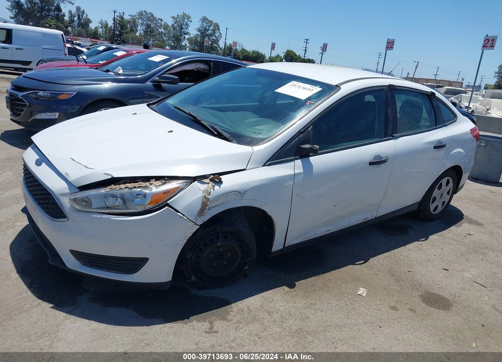 2018 FORD FOCUS S VIN: 1FADP3E29JL261206