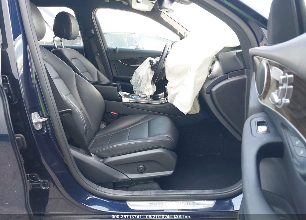 2019 MERCEDES-BENZ GLC 300 VIN: WDC0G4JB3KV138456