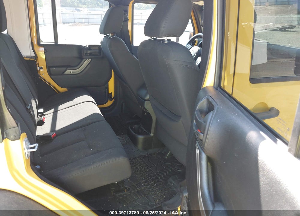 2015 JEEP WRANGLER UNLIMITED SPORT VIN: 1C4BJWDG3FL650531
