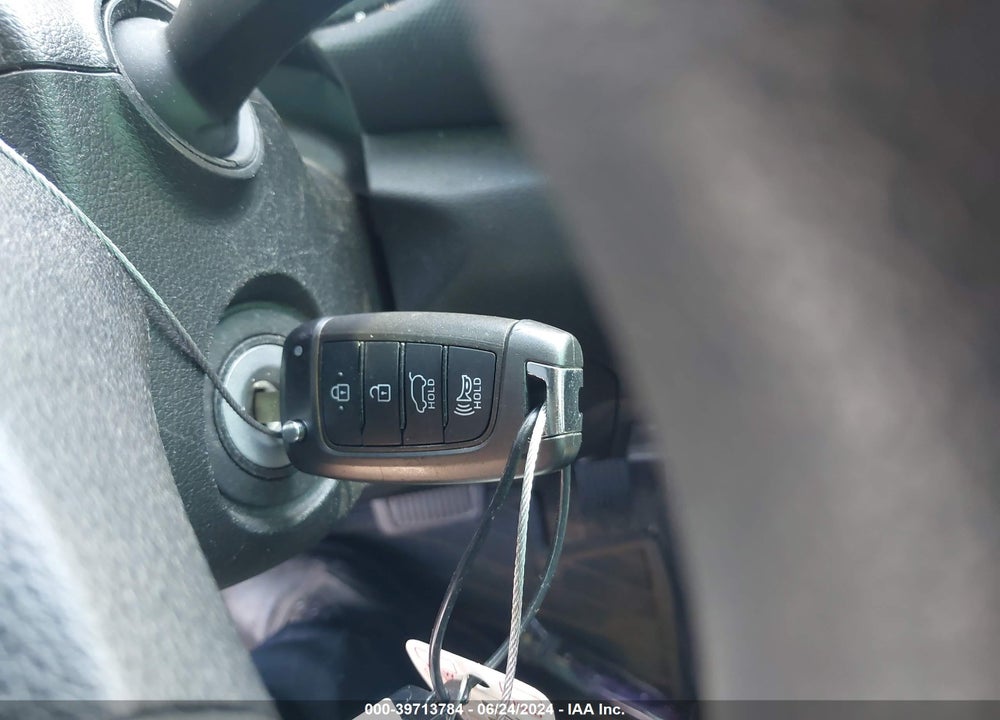 2021 HYUNDAI KONA SE VIN: KM8K12AA8MU705244