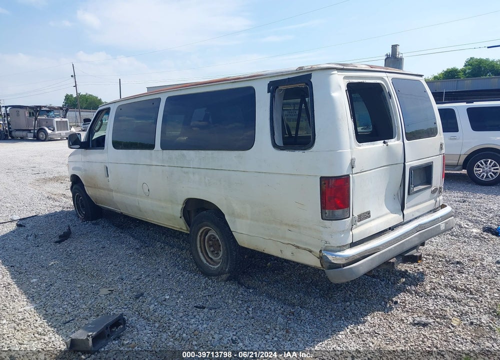 2004 FORD E-350 SUPER DUTY XL/XLT VIN: 1FBSS31LX4HA81324