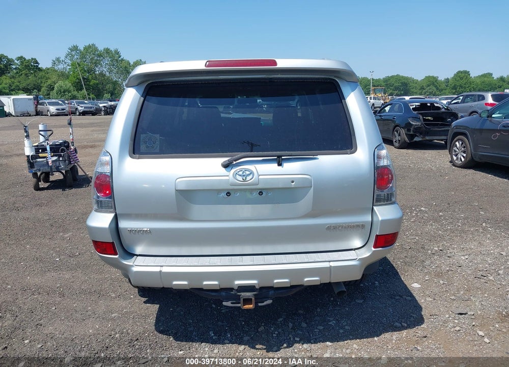 2004 TOYOTA 4RUNNER SR5 SPORT V8 VIN: JTEBT14R940044563