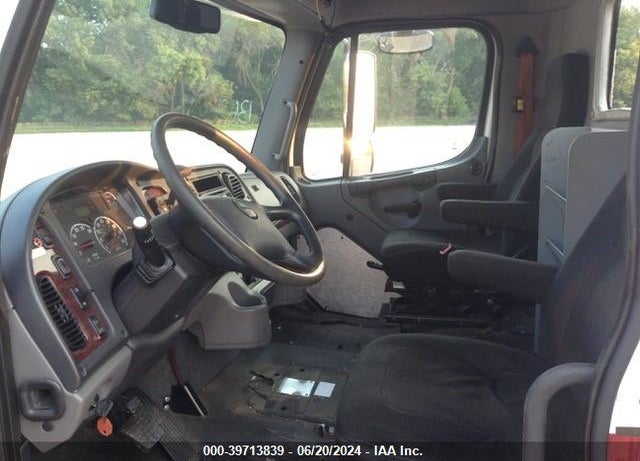 2012 FREIGHTLINER M2 106 MEDIUM DUTY VIN: 1FVACVDU1CHBR6727