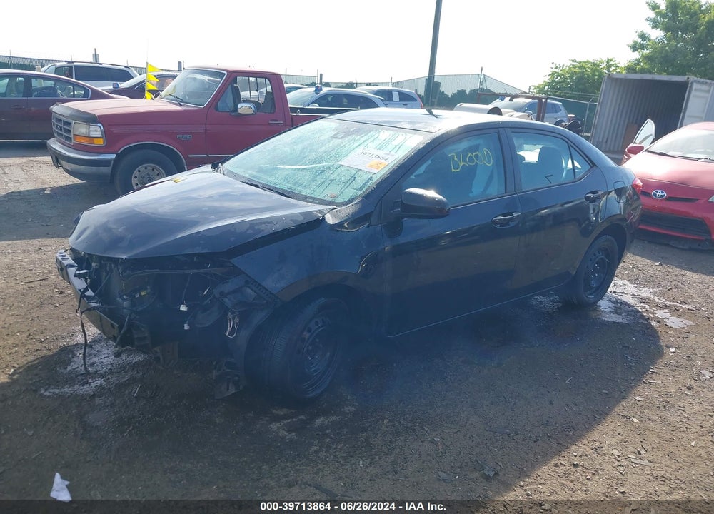 2018 TOYOTA COROLLA LE VIN: 5YFBURHE8JP741828
