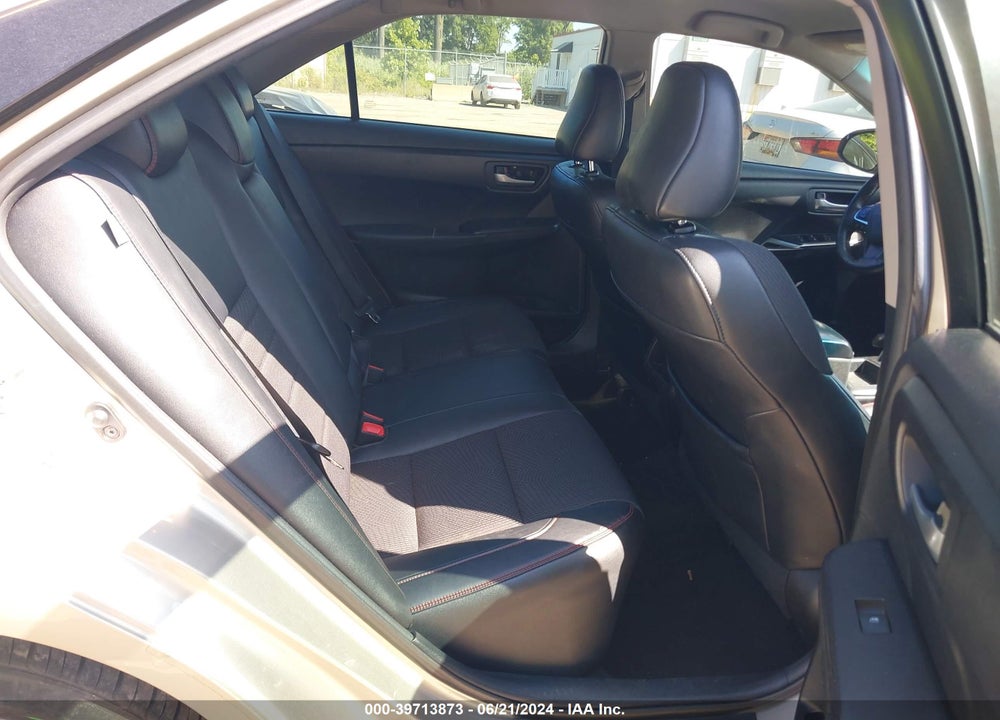 2016 TOYOTA CAMRY SE VIN: 4T1BF1FK4GU584925