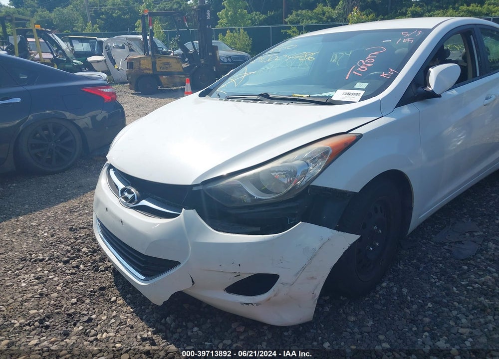 2013 HYUNDAI ELANTRA GLS VIN: 5NPDH4AE0DH192993