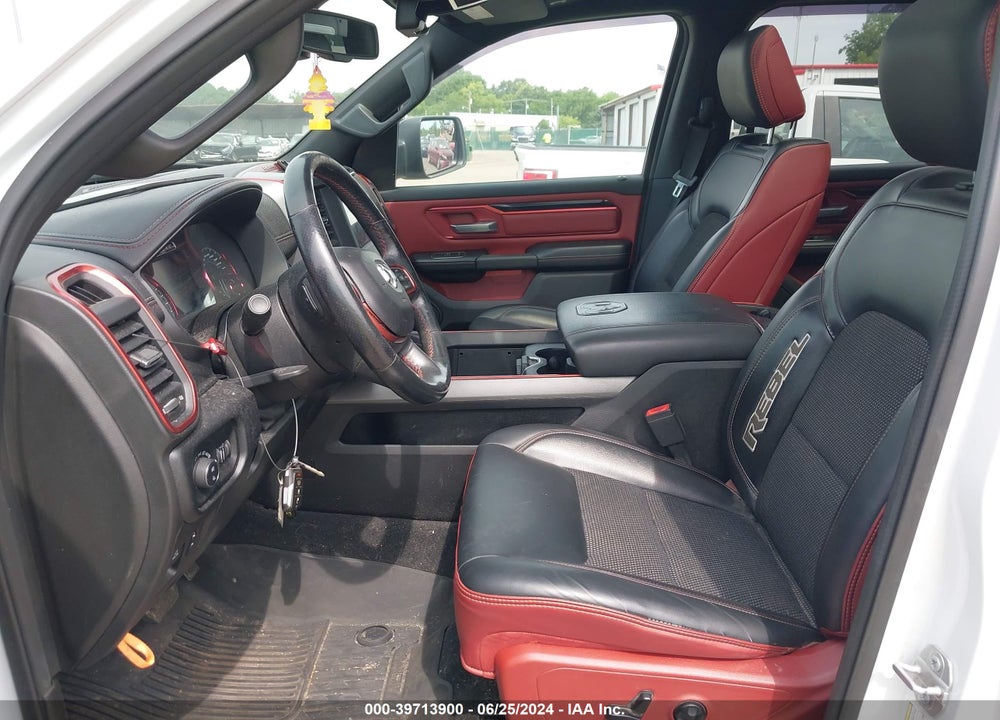 2019 RAM 1500 REBEL 4X4 5'7 BOX VIN: 1C6SRFLT4KN565842