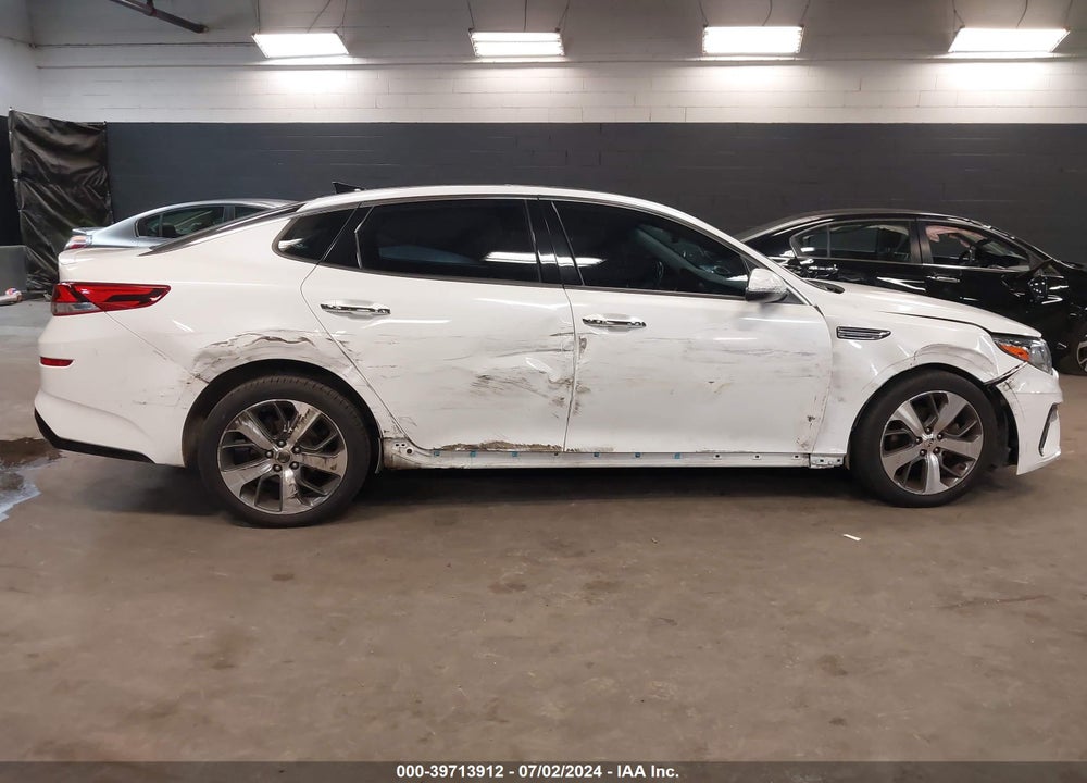 2019 KIA OPTIMA S VIN: 5XXGT4L34KG375653
