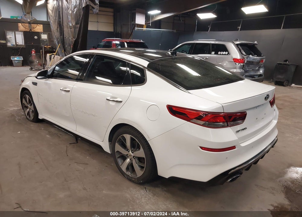 2019 KIA OPTIMA S VIN: 5XXGT4L34KG375653