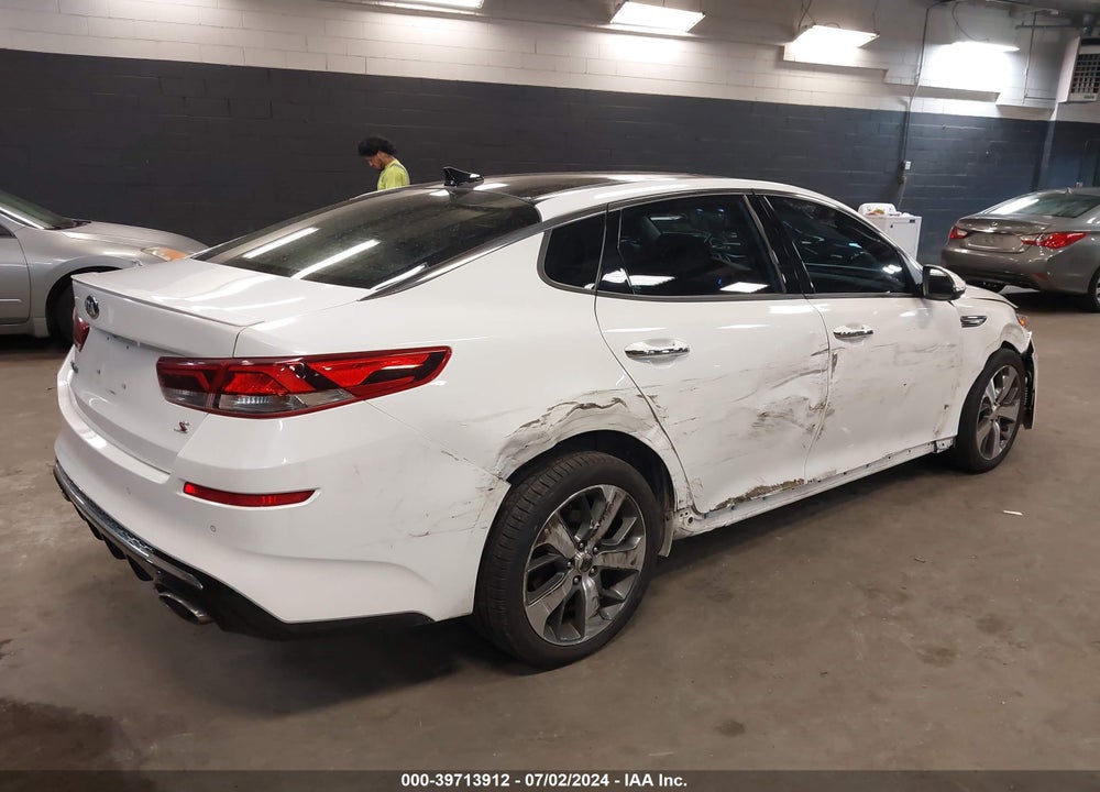 2019 KIA OPTIMA S VIN: 5XXGT4L34KG375653