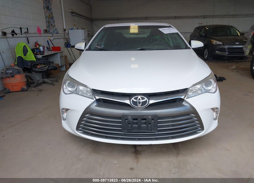 2017 TOYOTA CAMRY LE VIN: 4T1BF1FK4HU373418