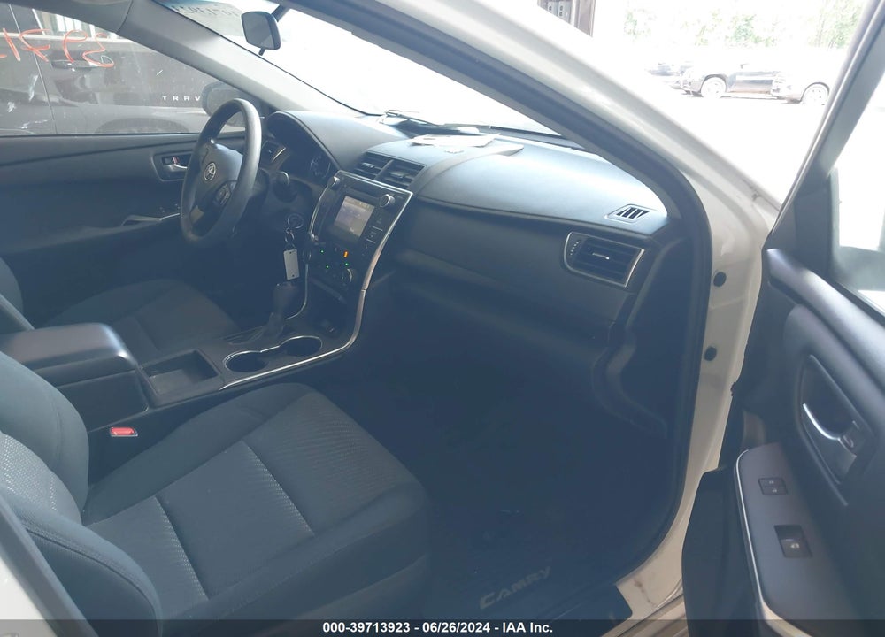 2017 TOYOTA CAMRY LE VIN: 4T1BF1FK4HU373418