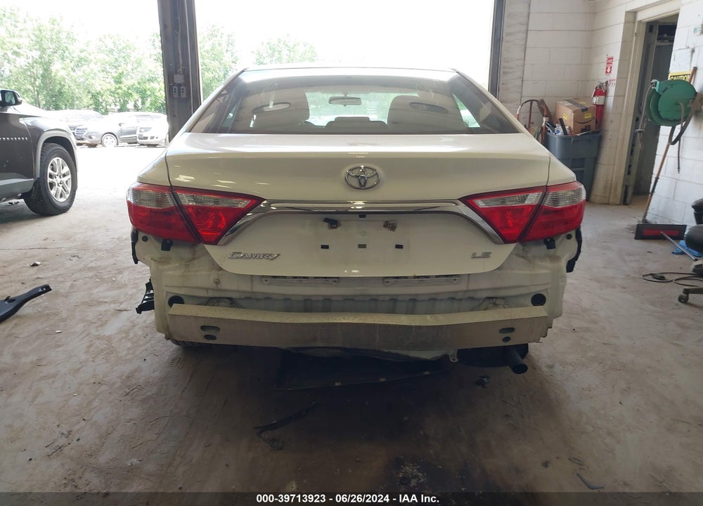 2017 TOYOTA CAMRY LE VIN: 4T1BF1FK4HU373418