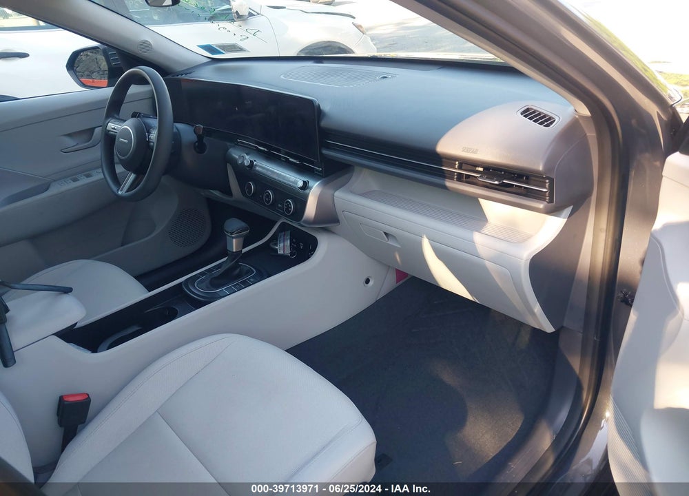 2024 HYUNDAI KONA SE VIN: KM8HACAB4RU137655