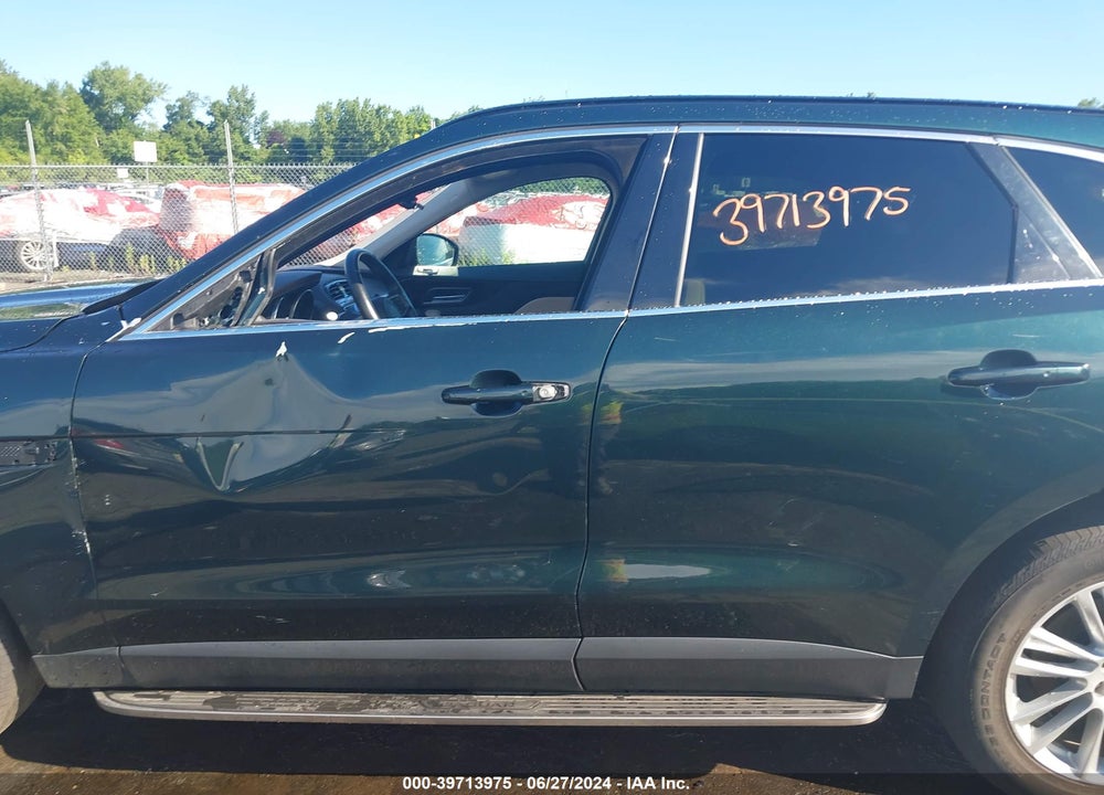 2018 JAGUAR F-PACE 30T PRESTIGE VIN: SADCK2GX1JA282445