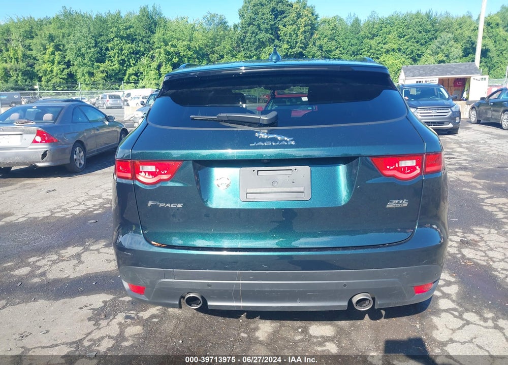 2018 JAGUAR F-PACE 30T PRESTIGE VIN: SADCK2GX1JA282445