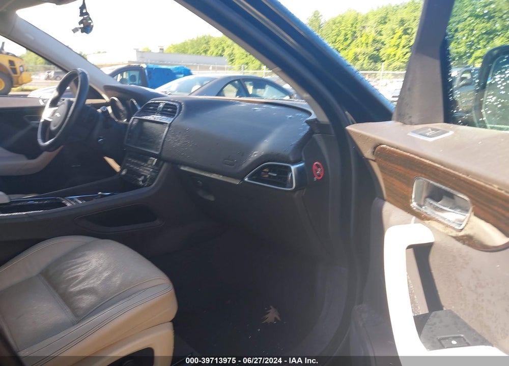 2018 JAGUAR F-PACE 30T PRESTIGE VIN: SADCK2GX1JA282445