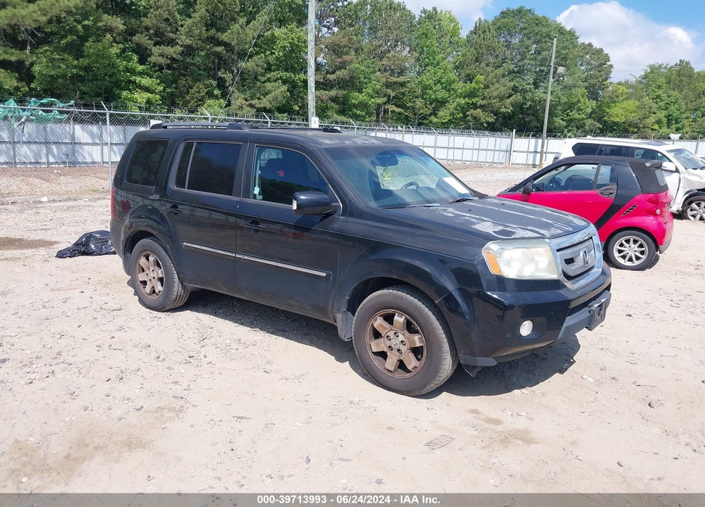 2011 HONDA PILOT TOURING VIN: 5FNYF4H98BB088375