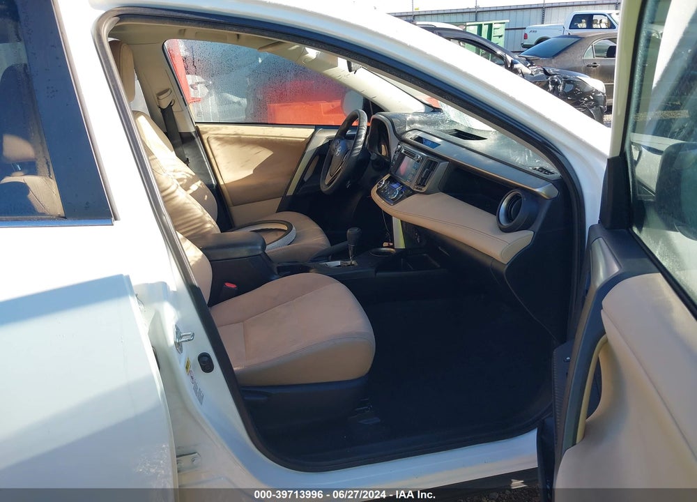 2013 TOYOTA RAV4 XLE VIN: 2T3WFREV2DW029163