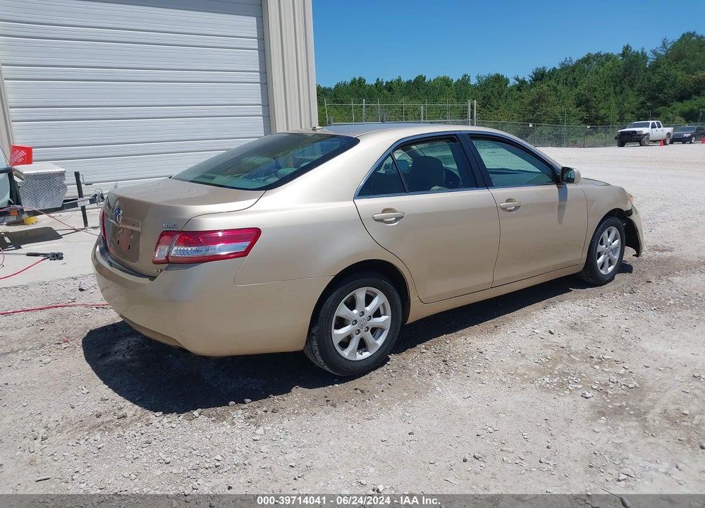 2011 TOYOTA CAMRY LE VIN: 4T1BF3EK4BU647480