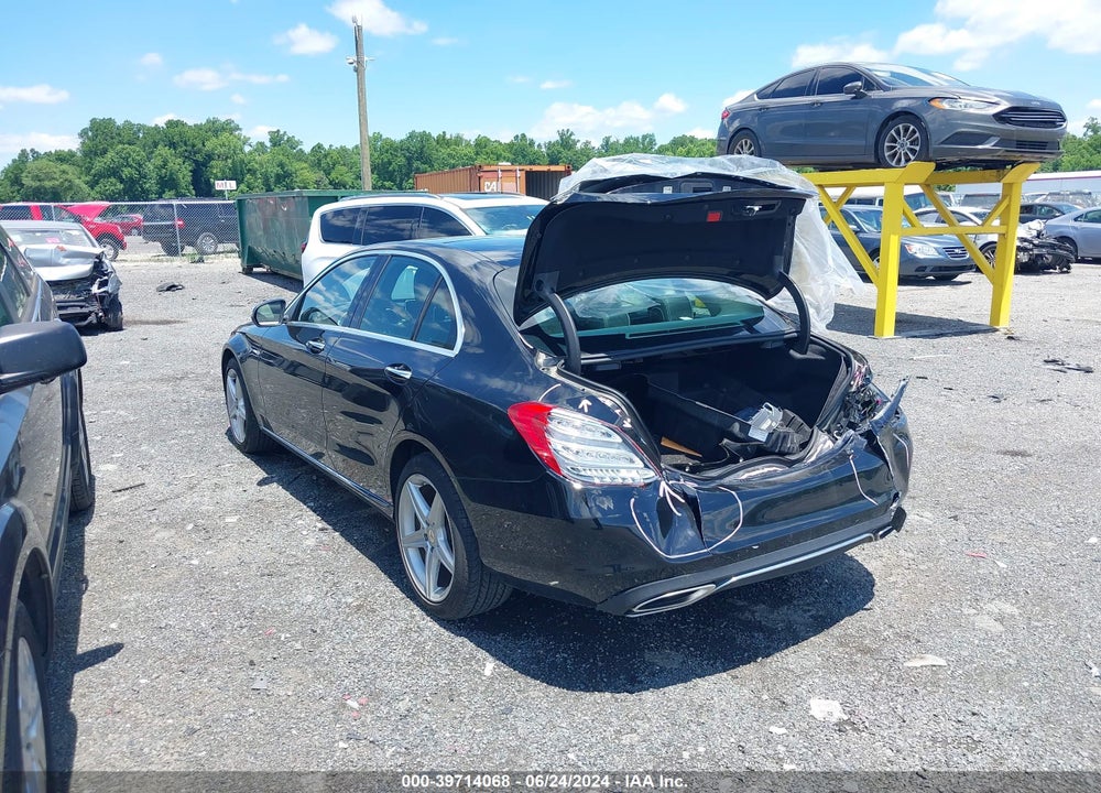2016 MERCEDES-BENZ C 300 VIN: WDDWF4KB3GR171786