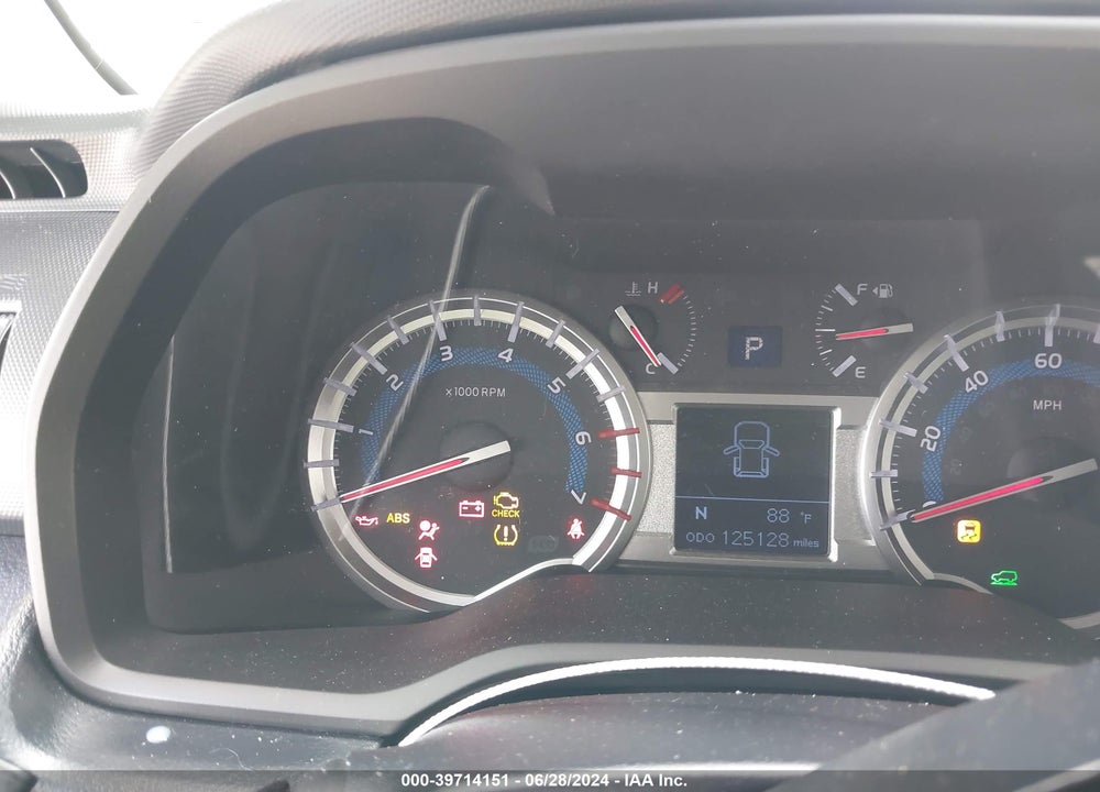 2019 TOYOTA 4RUNNER TRD OFF ROAD PREMIUM VIN: JTEBU5JR6K5674954
