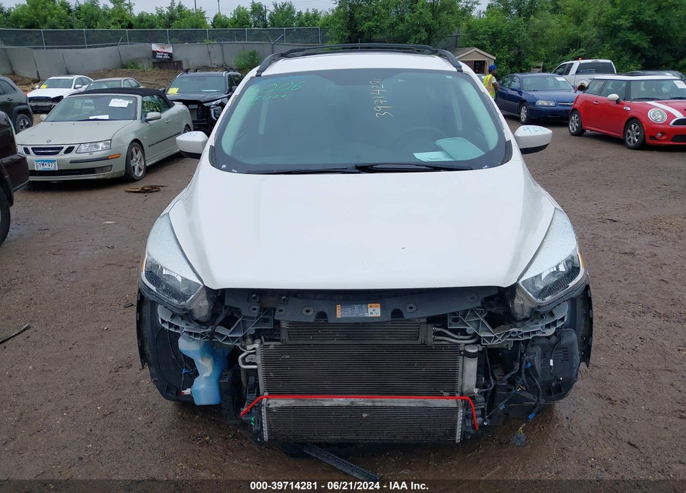 2018 FORD ESCAPE SE VIN: 1FMCU9GDXJUA99270