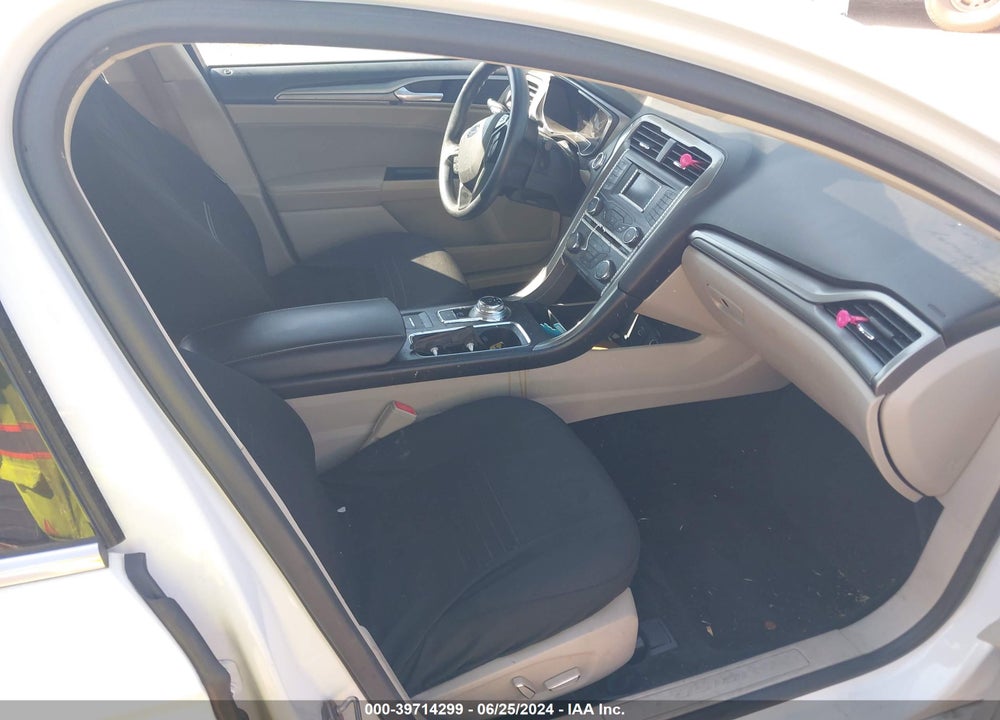 2017 FORD FUSION SE VIN: 3FA6P0H71HR382984