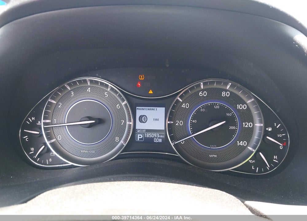 2014 INFINITI QX80 VIN: JN8AZ2NF5E9552121