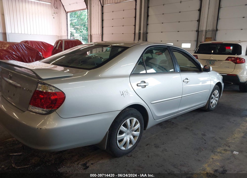 2005 TOYOTA CAMRY LE VIN: 4T1BE32K05U558663