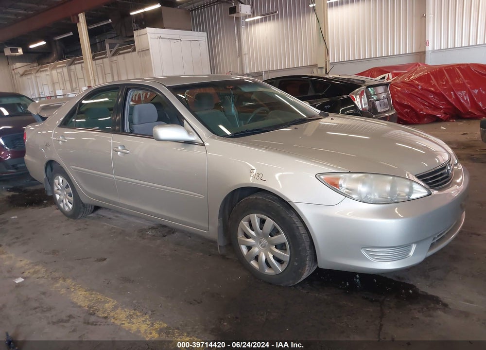2005 TOYOTA CAMRY LE VIN: 4T1BE32K05U558663
