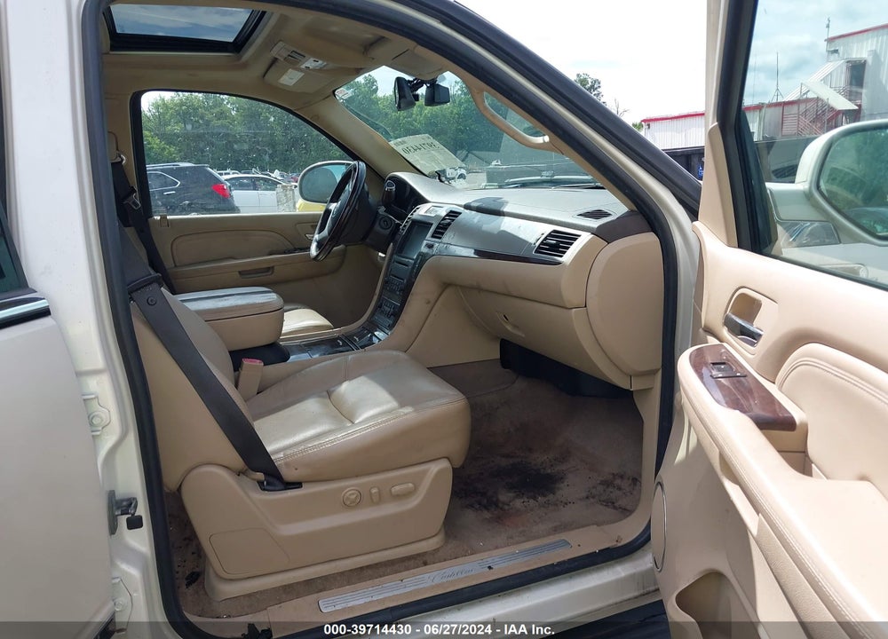 2009 CADILLAC ESCALADE ESV STANDARD VIN: 1GYFK26299R200029