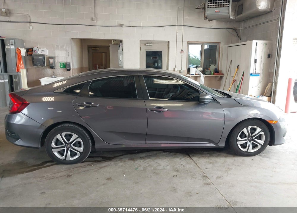 2018 HONDA CIVIC LX VIN: 19XFC2F53JE033079