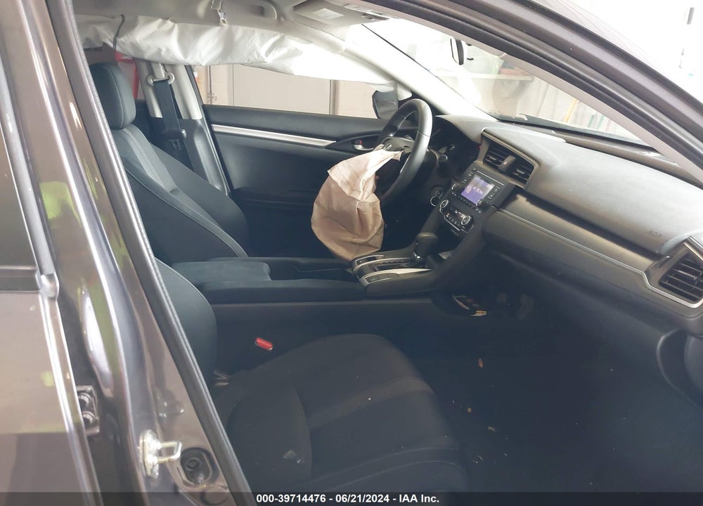 2018 HONDA CIVIC LX VIN: 19XFC2F53JE033079