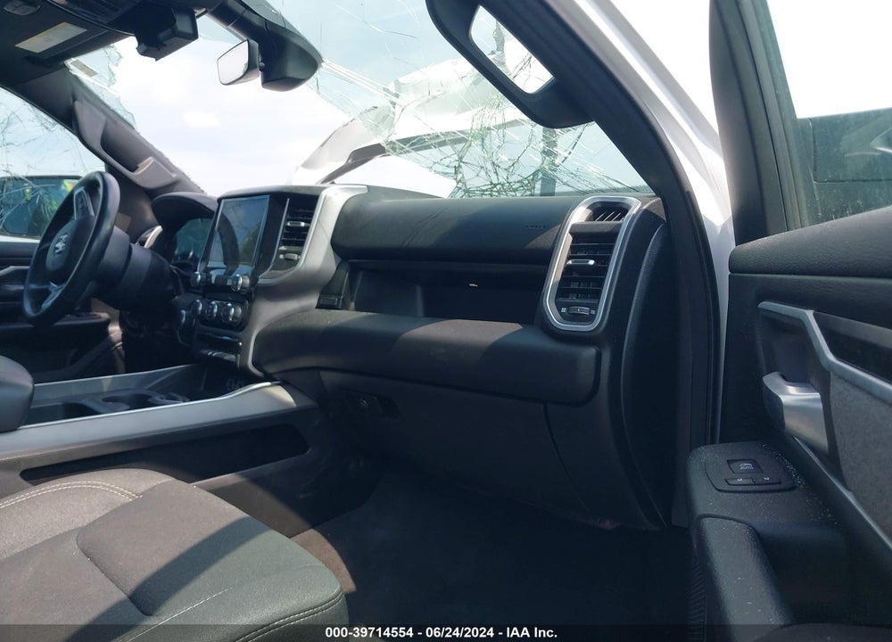 2022 RAM 1500 BIG HORN 4X4 5'7 BOX VIN: 1C6SRFFT4NN381405