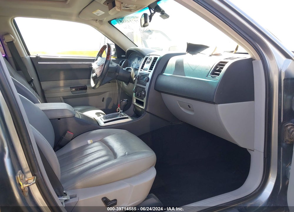 2006 CHRYSLER 300C VIN: 2C3KA63HX6H397171