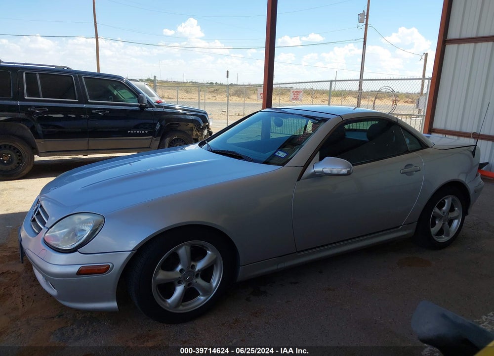 2003 MERCEDES-BENZ SLK 320 VIN: WDBKK65F03F284667