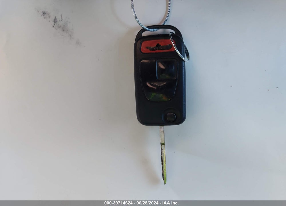 2003 MERCEDES-BENZ SLK 320 VIN: WDBKK65F03F284667