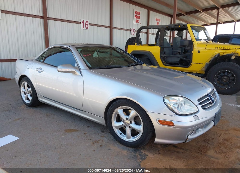 2003 MERCEDES-BENZ SLK 320 VIN: WDBKK65F03F284667