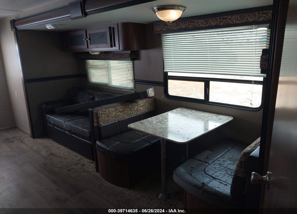 2015 ASPE APSEN TRAI VIN: 4YDT2782XFH922109