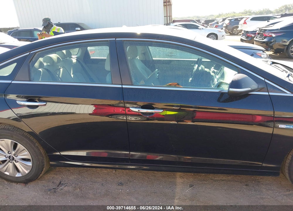 2019 HYUNDAI SONATA HYBRID SE VIN: KMHE24L3XKA091767