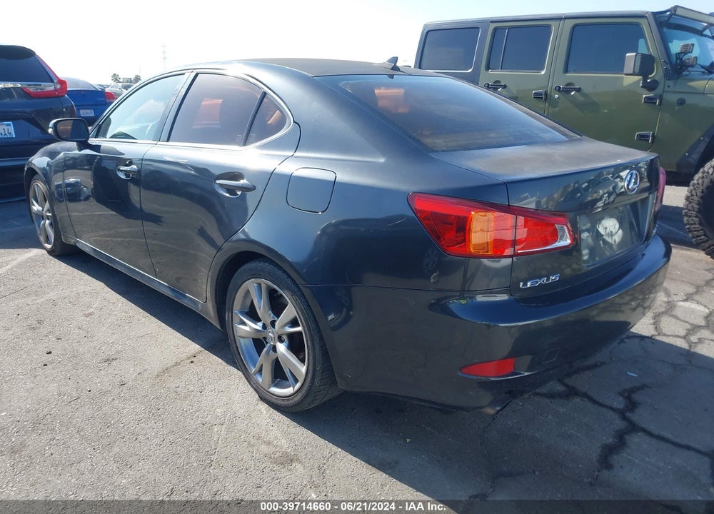 2009 LEXUS IS 250 VIN: JTHBK262095104185