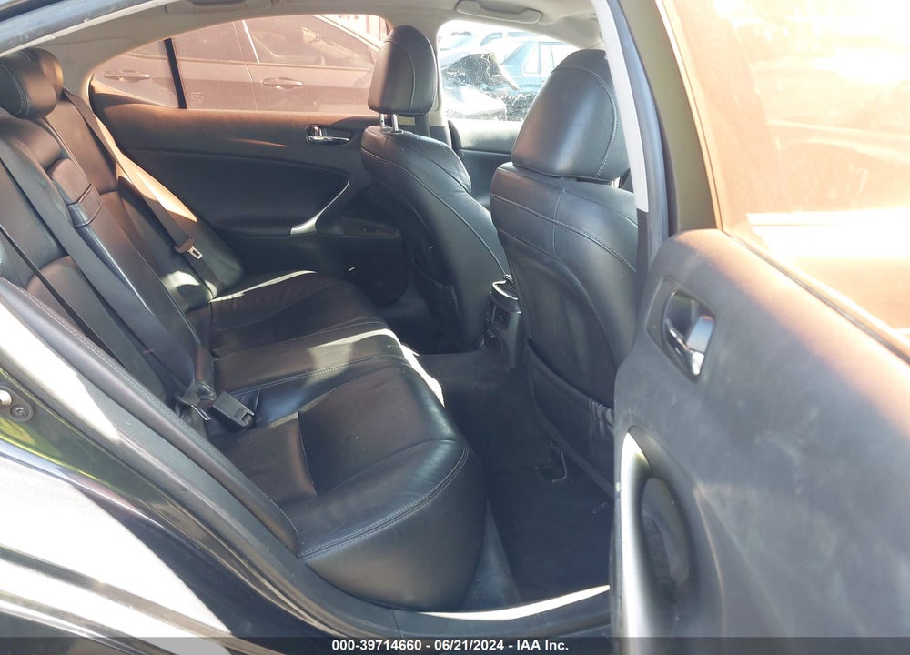 2009 LEXUS IS 250 VIN: JTHBK262095104185