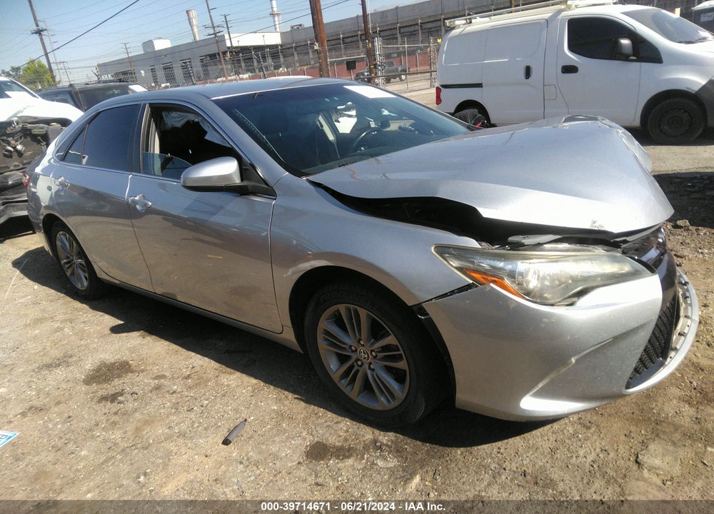 2015 TOYOTA CAMRY SE VIN: 4T1BF1FK7FU983892