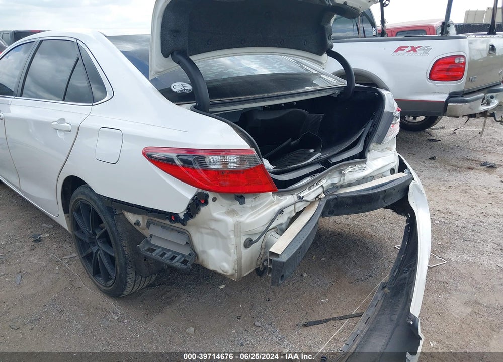 2016 TOYOTA CAMRY SE VIN: 4T1BF1FK1GU188418