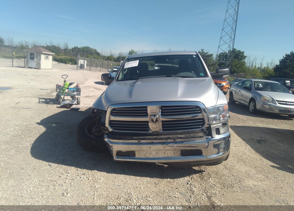 2019 RAM 1500 CLASSIC VIN: 1C6RR7TT2KS576604