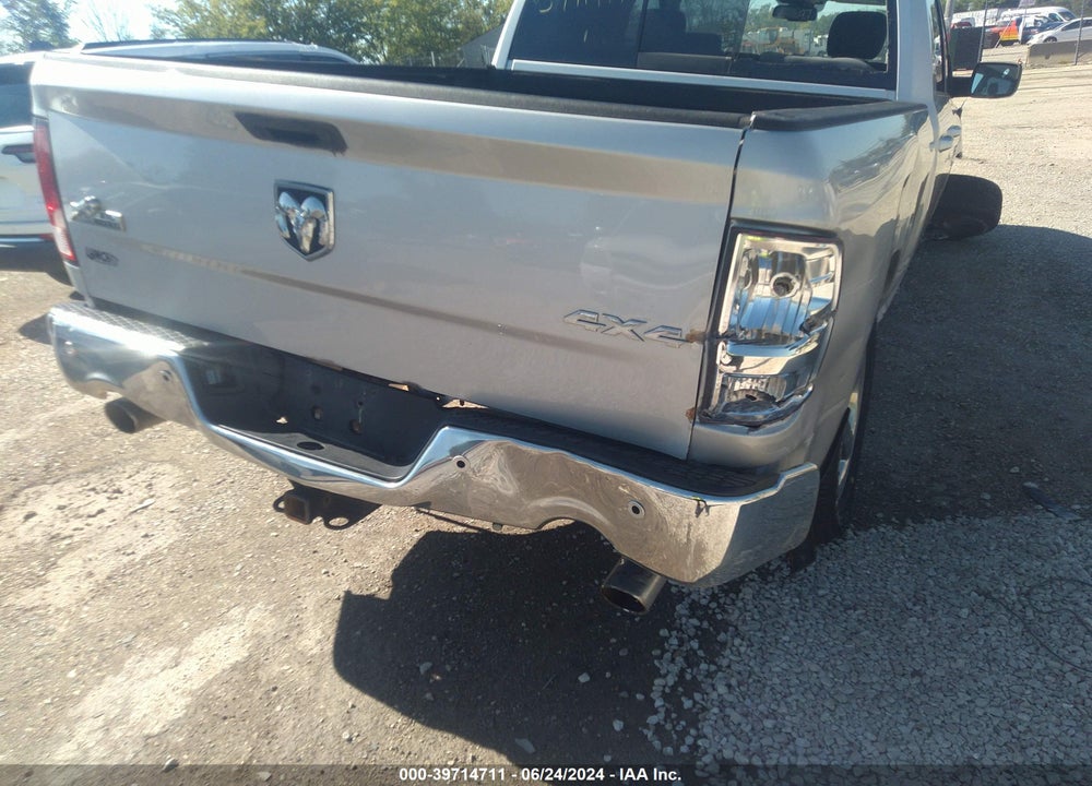 2019 RAM 1500 CLASSIC VIN: 1C6RR7TT2KS576604