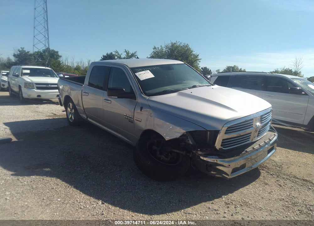 2019 RAM 1500 CLASSIC VIN: 1C6RR7TT2KS576604