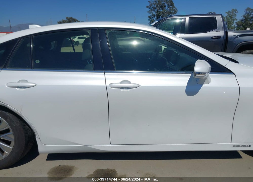 2022 TOYOTA MIRAI XLE VIN: JTDAAAAA8NA007231
