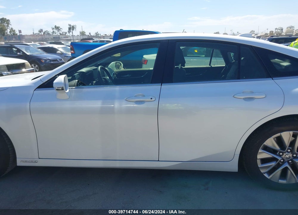 2022 TOYOTA MIRAI XLE VIN: JTDAAAAA8NA007231